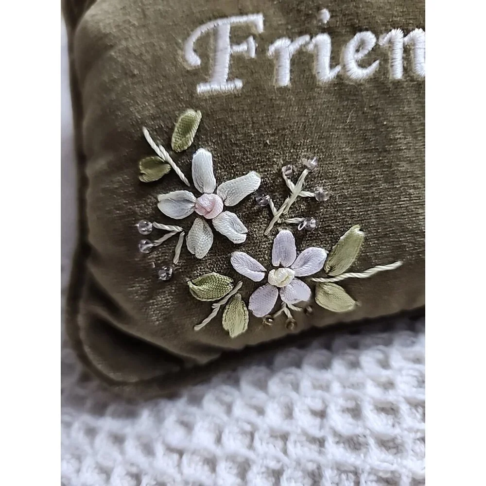 A Garden Of Friends Is Always In Bloom Decorative Hanging Velvet  Pillow  Ribbon
